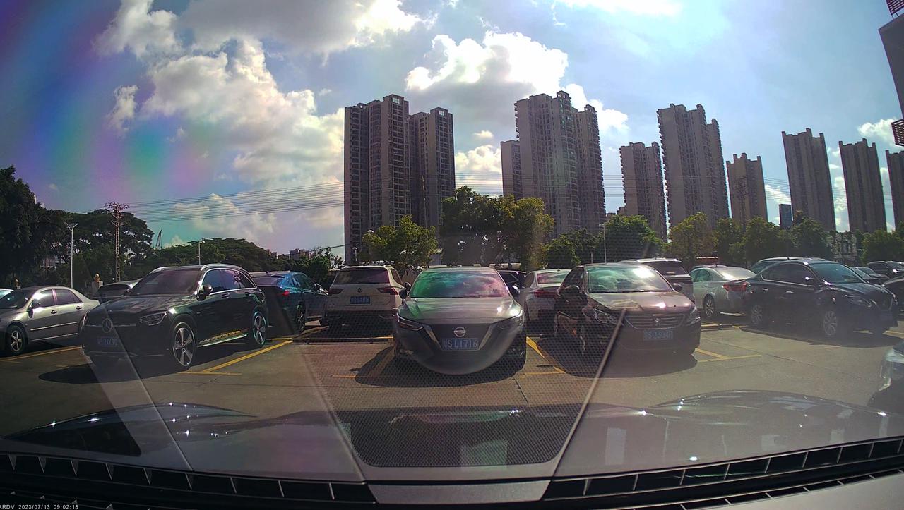 bd2e92db-561e-4a96-8728-60dc5ff3d428.jpg